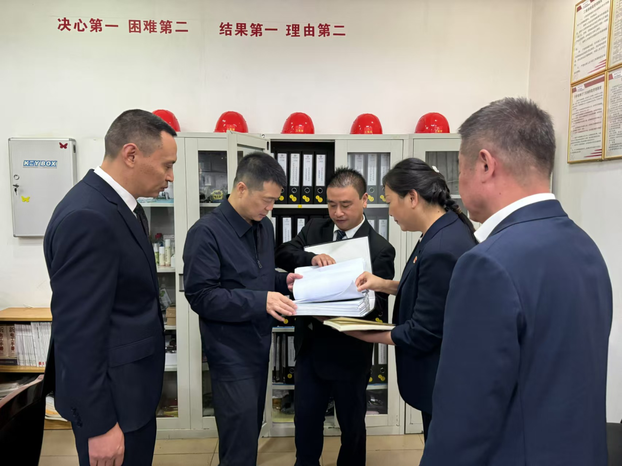 省ag尊龙登陆入口z6mg集团党委书记、董事长游勇国庆节期间调研督导旗下酒店经营及安全生产工作